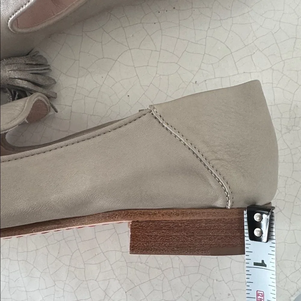 Mara Bini Chic Women’s Gray Leather Tassels  Loafers Flats Made in Italy Size 38